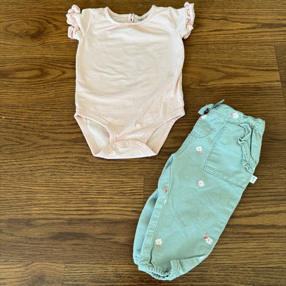 OshKosh B'gosh Baby Girl Short Sleeve Foral Pants Matching Set